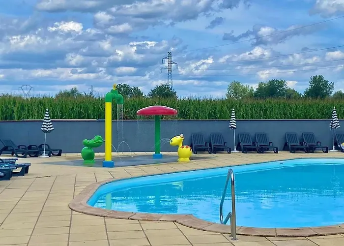 Smart Venezia- Europapark- Rulantica Ca 15min By Interhome * Boofzheim